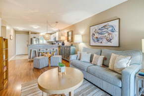 Breezy Carolina Beach Condo with Balcony and Pools!